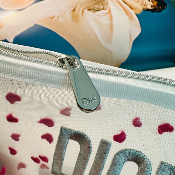 New Christian Dior Floral Design Pouch - Picture 4 of 8